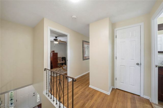 27631 Edgepark Boulevard, North Olmsted, OH 44070