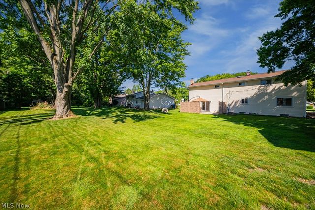 27631 Edgepark Boulevard, North Olmsted, OH 44070