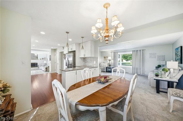 27631 Edgepark Boulevard, North Olmsted, OH 44070