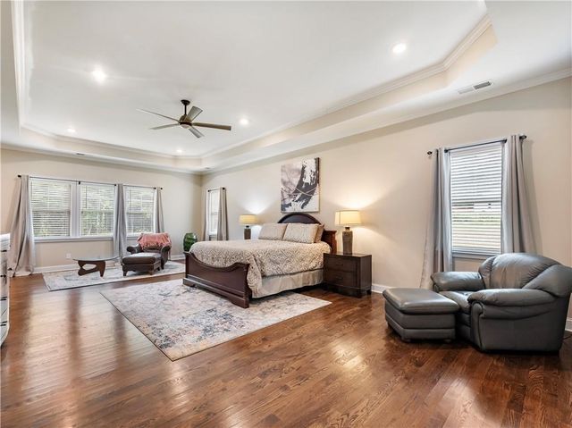 586 Cook Drive, Ellenwood, GA 30294