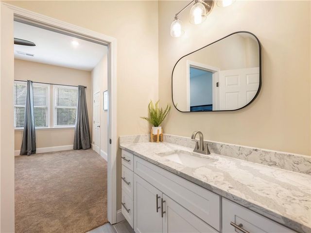 586 Cook Drive, Ellenwood, GA 30294