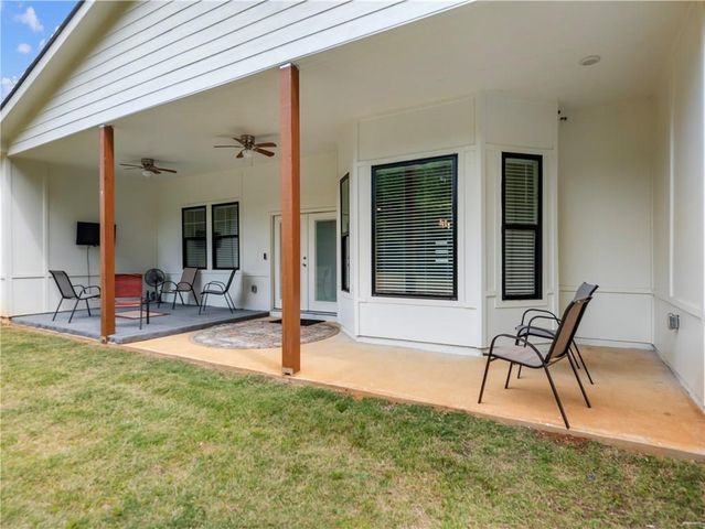586 Cook Drive, Ellenwood, GA 30294
