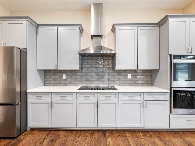 586 Cook Drive, Ellenwood, GA 30294