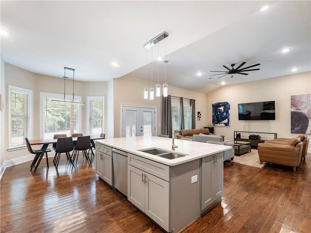 586 Cook Drive, Ellenwood, GA 30294