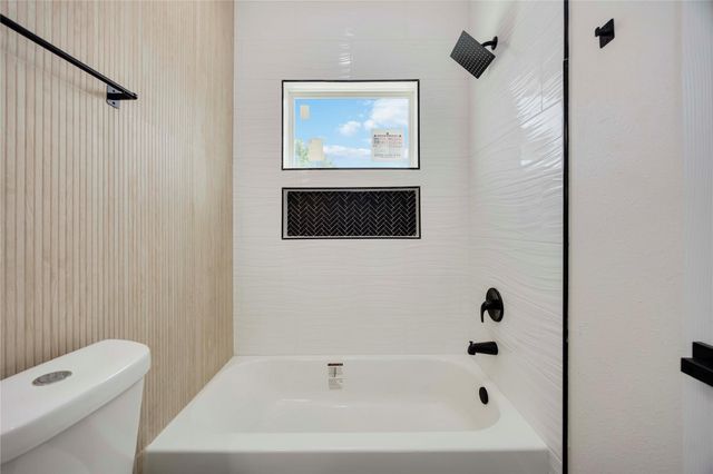 3104 Lee Street A-B, Houston, TX 77026