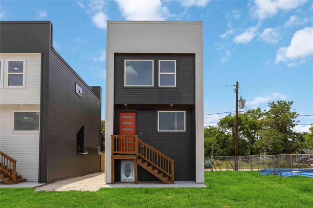 3104 Lee Street A-B, Houston, TX 77026