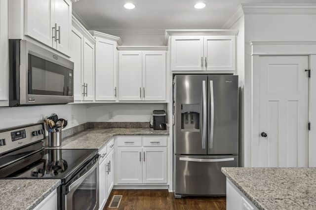 1120 Meriweather Ln, Lebanon, TN 37087