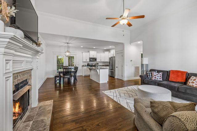 1120 Meriweather Ln, Lebanon, TN 37087