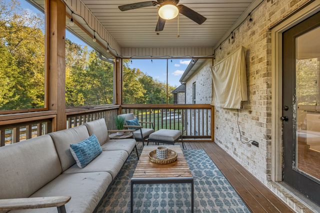 1120 Meriweather Ln, Lebanon, TN 37087