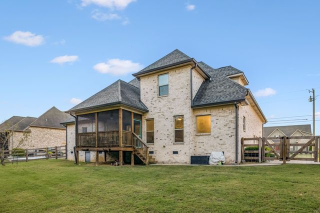 1120 Meriweather Ln, Lebanon, TN 37087