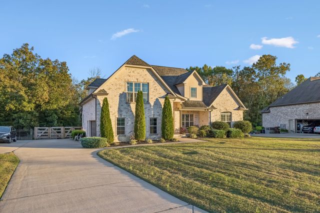 1120 Meriweather Ln, Lebanon, TN 37087