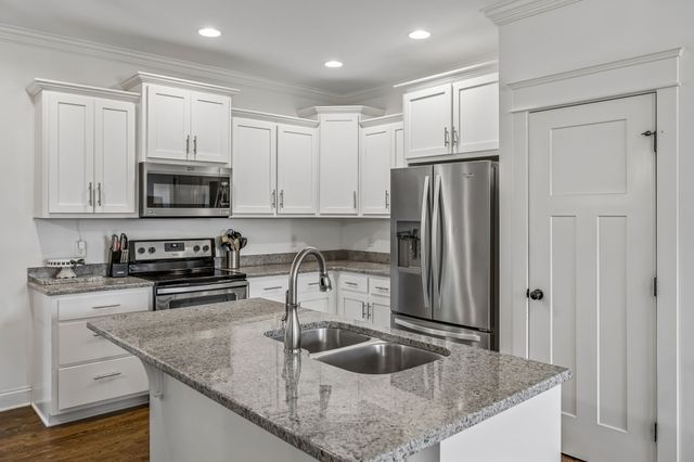 1120 Meriweather Ln, Lebanon, TN 37087