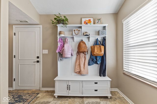 4126 Clove Court, Indianapolis, IN 46237