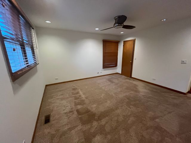 3S572 Haylett Avenue, Warrenville, IL 60555