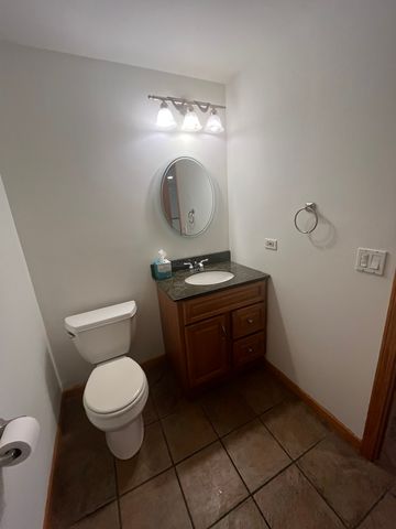 3S572 Haylett Avenue, Warrenville, IL 60555
