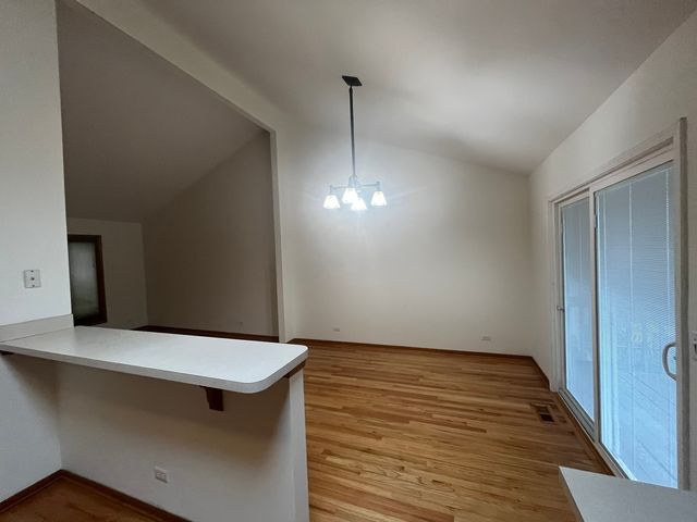 3S572 Haylett Avenue, Warrenville, IL 60555