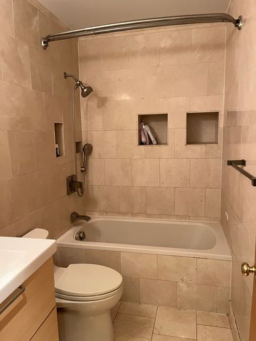 3S572 Haylett Avenue, Warrenville, IL 60555