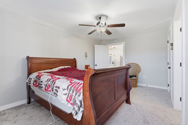 200 Church St, Loretto, TN 38469