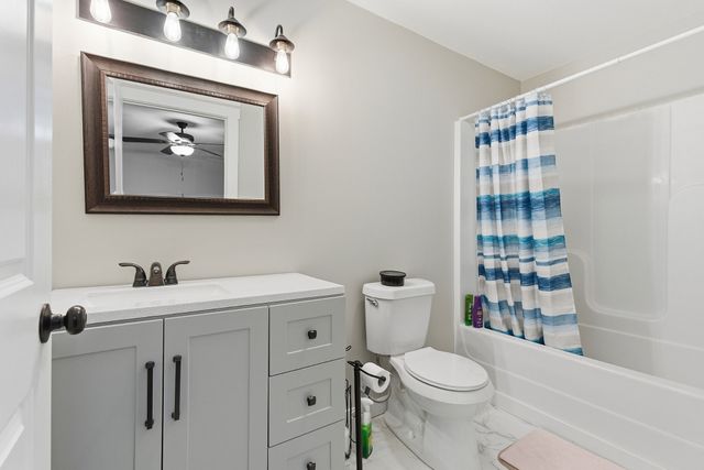 200 Church St, Loretto, TN 38469