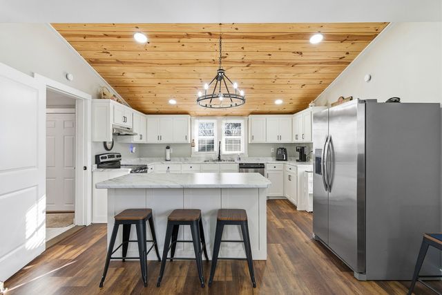 200 Church St, Loretto, TN 38469