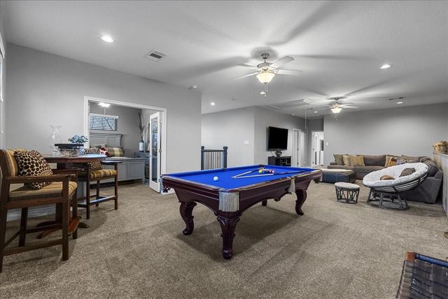 207 W 6th Street, Kemah, TX 77565