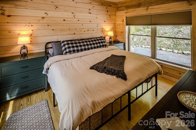 225 Oak Road, Beech Mountain, NC 28604