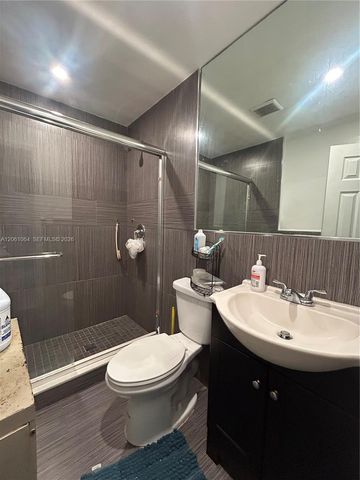 1653 NW 58th Avenue 14, Lauderhill, FL 33313