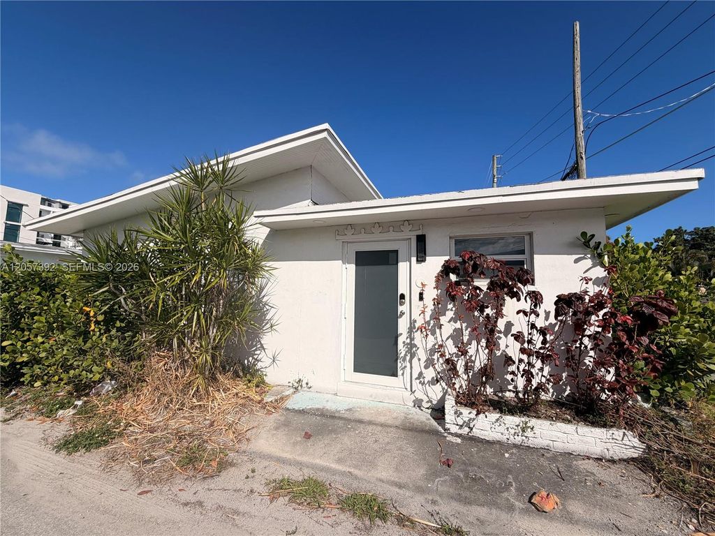 2036 Jackson Street 2, Hollywood, FL 33020