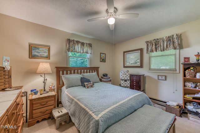 1189 Weaver Branch Road, Bluff City, TN 37618
