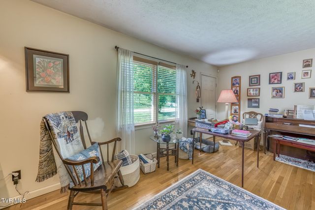 1189 Weaver Branch Road, Bluff City, TN 37618