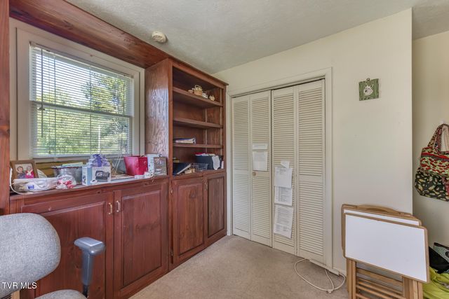1189 Weaver Branch Road, Bluff City, TN 37618
