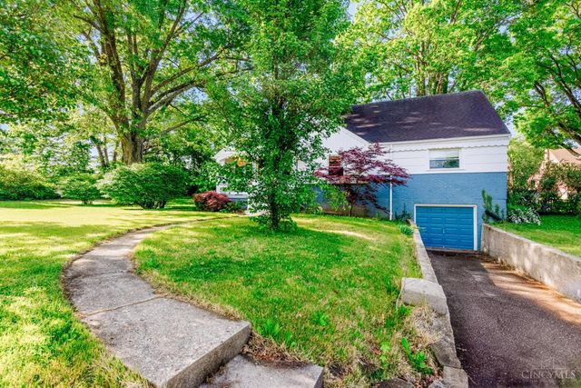 997 W North Bend Road, Cincinnati, OH 45224
