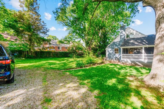 997 W North Bend Road, Cincinnati, OH 45224