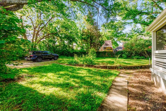 997 W North Bend Road, Cincinnati, OH 45224