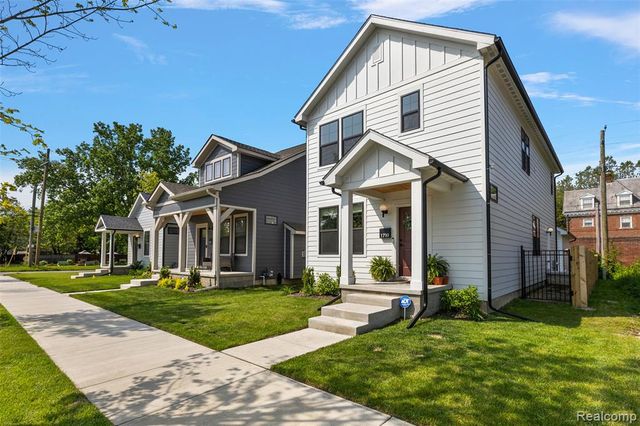 1797 Holcomb Street, Detroit, MI 48214