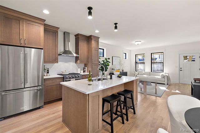 1797 Holcomb Street, Detroit, MI 48214