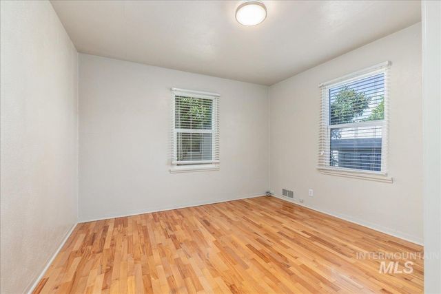 703 S Chestnut St., Nampa, ID 83686