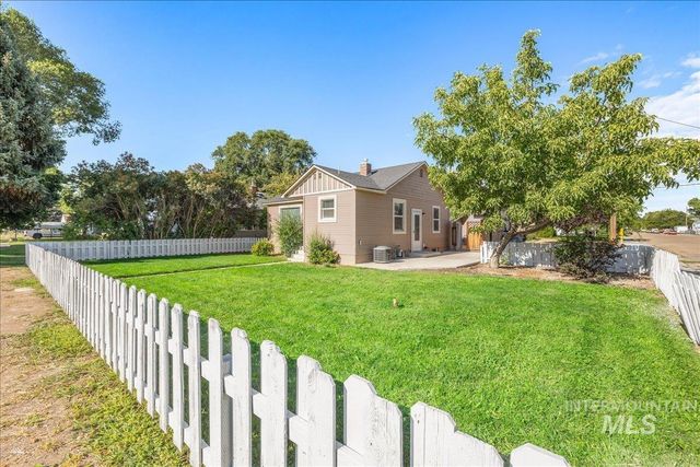 703 S Chestnut St., Nampa, ID 83686