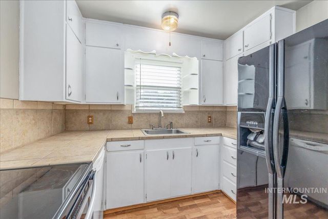 703 S Chestnut St., Nampa, ID 83686