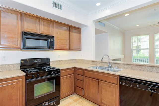 7 Chilmark Street, Ladera Ranch, CA 92694