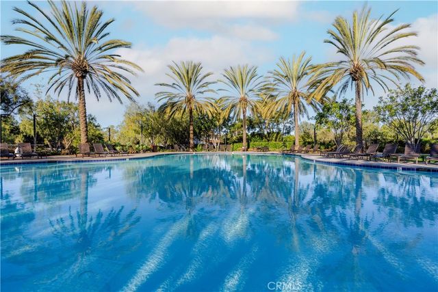 7 Chilmark Street, Ladera Ranch, CA 92694