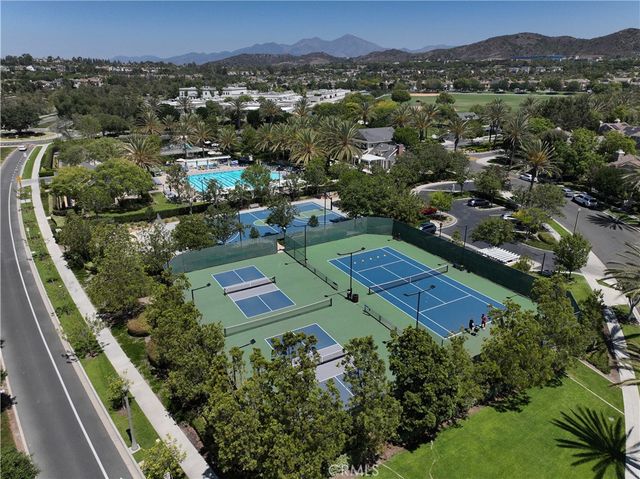 7 Chilmark Street, Ladera Ranch, CA 92694