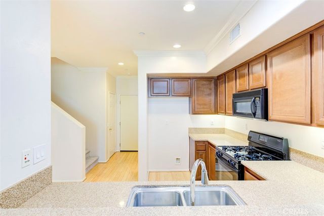7 Chilmark Street, Ladera Ranch, CA 92694