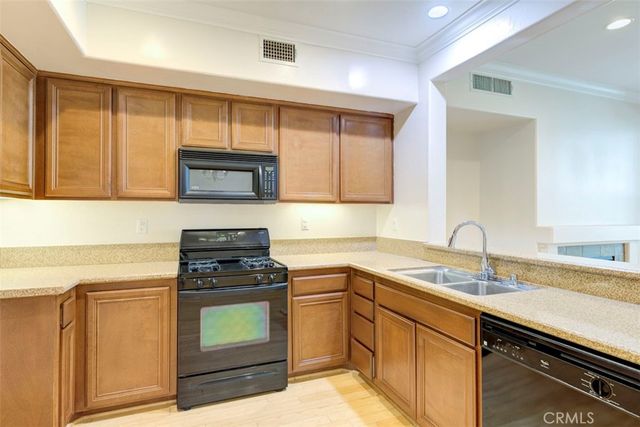 7 Chilmark Street, Ladera Ranch, CA 92694