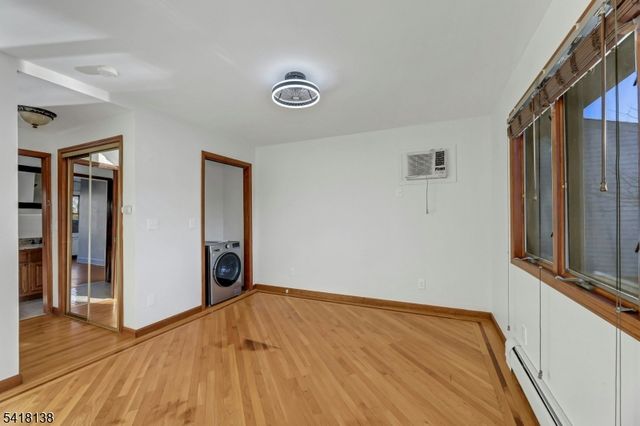10 Lake Drive West, Wayne Twp., NJ 07470