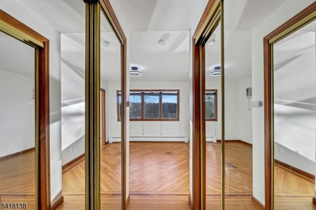 10 Lake Drive West, Wayne Twp., NJ 07470
