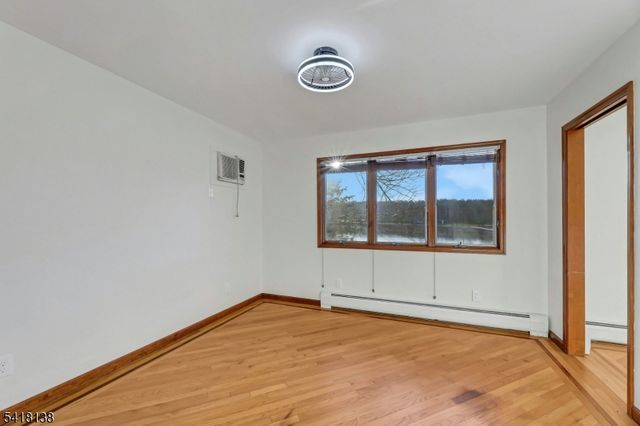 10 Lake Drive West, Wayne Twp., NJ 07470