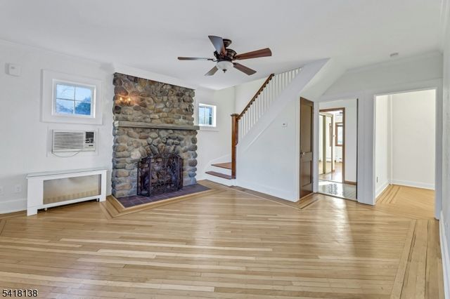 10 Lake Drive West, Wayne Twp., NJ 07470