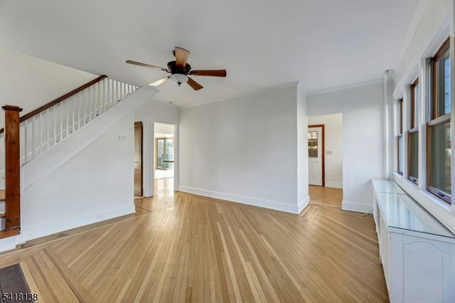 10 Lake Drive West, Wayne Twp., NJ 07470