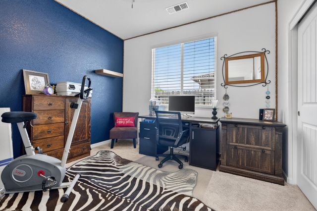 1708 Feathers Ct, Hughson, CA 95326